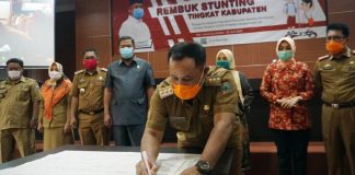 Rembuk Stunting, Bupati Hingga Kepala Desa Teken Komitmen Bersama