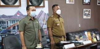 Bupati Lampung Selatan Ikuti Rapat Kerja Bersama Kemendagri Melalui Virtual Meeting