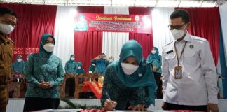 Buka Sosialisasi Pembinaan Administrasi TP PKK di Kecamatan Merbau Mataram, Winarni Ingatkan Susun Program Kerja