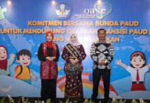 Bunda Winarni Hadiri Acara Komitmen Bersama Bunda PAUD Seluruh Indonesia di Jakarta