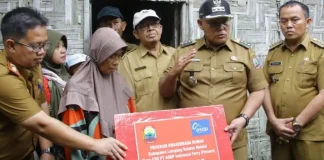 Bupati Lamsel Kembali Salurkan Bedah Rumah Program CSR PT ASDP Cabang Bakauheni