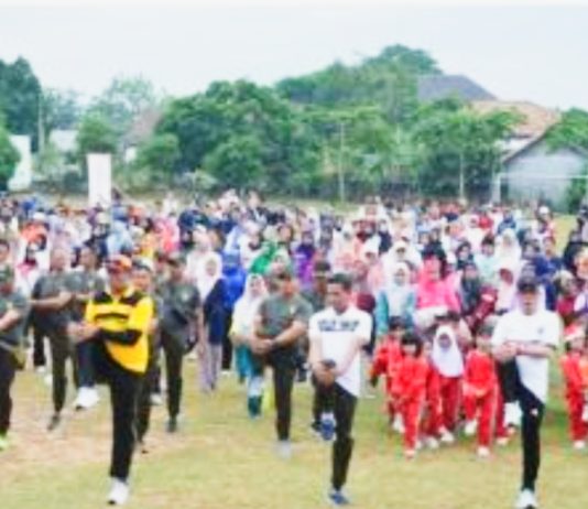 HUT TNI Ke-79, Kodim Way Kanan Gelar Jalan Sehat dan Senam Bersama