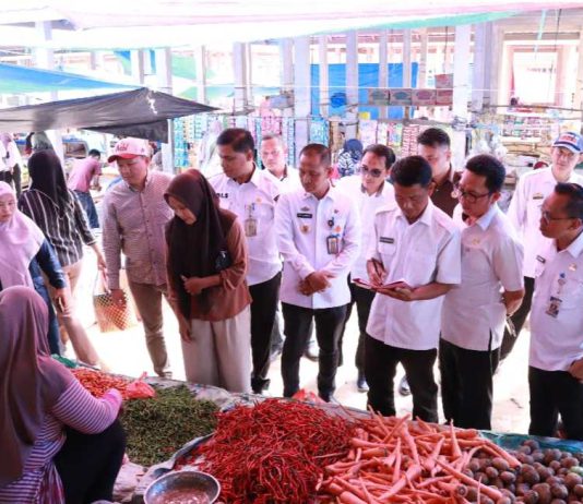 Tim TPID Way Kanan Laksanakan Monitoring dan Sidak di Pasar Pemda