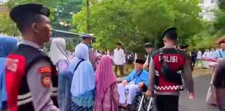 Polres Way Kanan Kawal Keberangkatan Calon Jamaah Haji