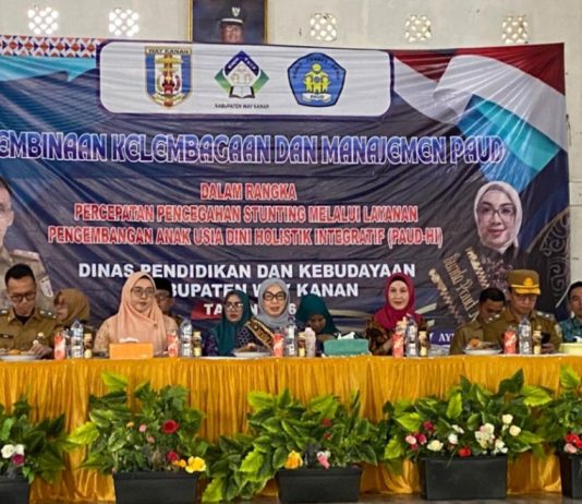 Perkuat Sinergi Layanan Pendidikan Anak Usia Dini, Bunda PAUD Way Kanan Berikan Pembinaan Way Kanan –