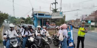 Dekatkan Pelayanan Publik, Satlantas Polres Way Kanan Sosialisasi Aplikasi Siger Lampung Presisi